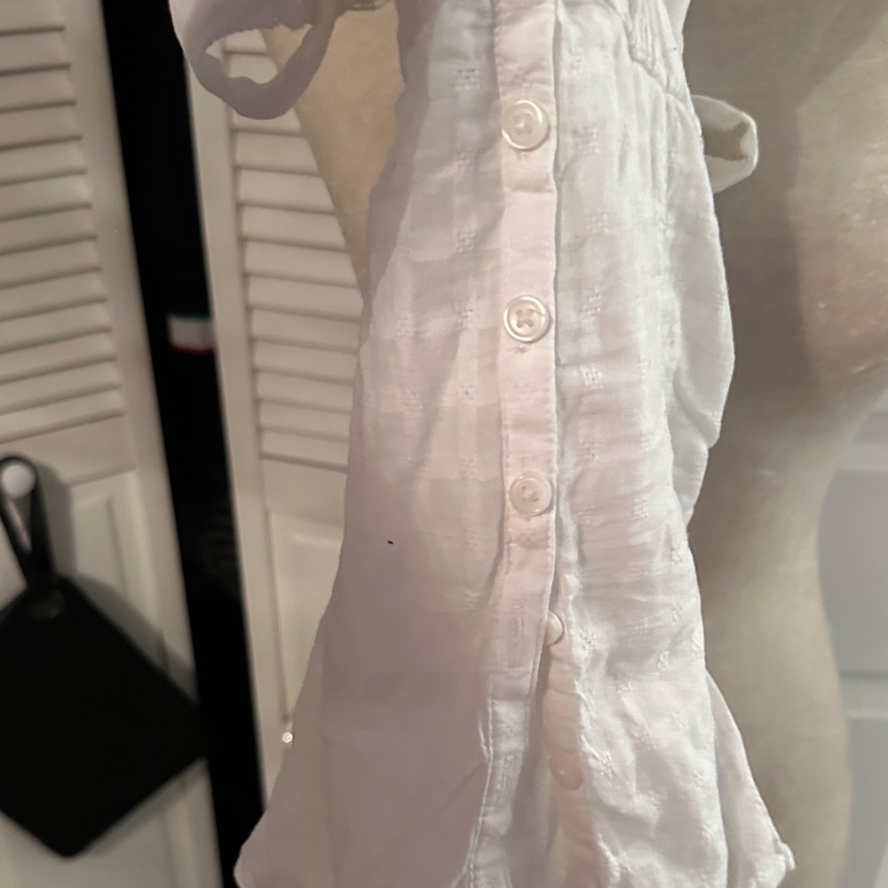 Hollister White Textured Sleeveless Top - Picture 7 of 7